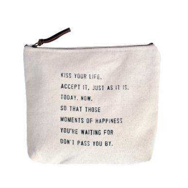 Kiss Your Life Wash Bag